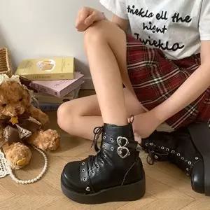 [엄지척]여성 359VRS01 블랙 하트버클 레이스업 키높이 미들워커 부츠