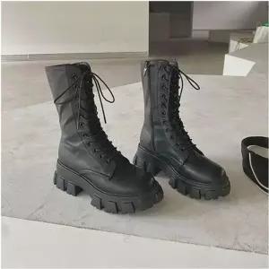 블랙워커 849QQO37 롱부츠 여자 워커 장목 통굽 레이스업