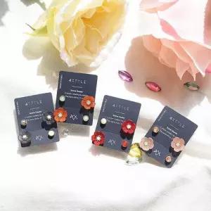 (스와로브스키) (4개 1세트) 플라워 타니 귀걸이 WFM5TWJ