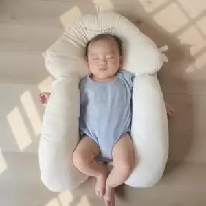 뒤집기 방지 쿠션 신생아 교정 베개 영아 바디필로우 U자 메쉬원단