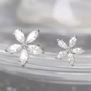 써지컬 스틸 큐빅 화이트 플라워 패션 피어싱 2종 택1 기본피어싱