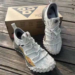 나이키 ACG 마운틴 플라이 로우 고어텍스 등산화 운동화 트래킹화 IQ9789-062