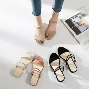 [하프클럽/]청키힐 여성 추천 스트랩 여름 꾸안꾸 샌들 스웨이드