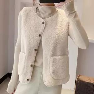 보들보들 양털 털조끼