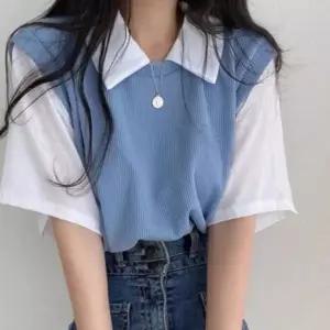 [콩심팥심]여성용 반팔 골지 니트 티셔츠 레이어드 카라 조끼 스타일