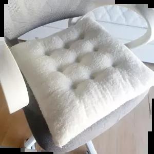 사무실방석 푹신한 극세사 방석 두꺼운 양털 양모 의자 큰방석