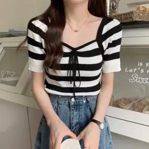 스프라이트 스퀘어 넥 리본 포인트 반팔 니트 데일리 여성여름 카라 망사