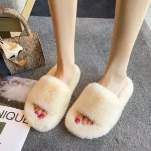 대형 여성 겨울 털 슬리퍼 방한 실내 거실 따뜻한 털안감슬리퍼 빅사이즈슬리퍼 페이크포