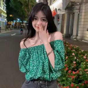 여성 여름 오프숄더블라우스 꽃무늬 고급스런 예쁜
