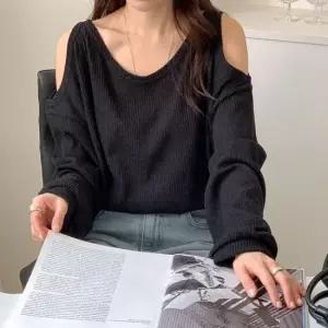 여자 어깨트임 루즈핏 빅사이즈 골지 유넥 시스루 니트