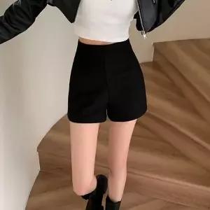 [다잇템] 여자 FW 클래식 포근한 나들이 보온 핫팬츠_24341633_588872