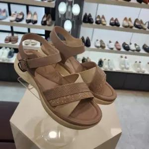 [엘칸토]엘칸토 HC10 여성초경량쿠셔닝샌들핑크 LCWW28U42625 (40908964)