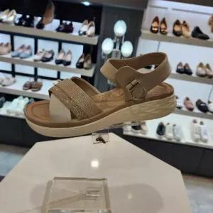 [엘칸토]엘칸토 HC10 여컴포트스트랩샌들베이지 LCWW28U52635 (40908250)