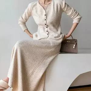 [하프클럽/]() (2종SET)트임 니트 가디건 롱스커트(S4WSE016A)