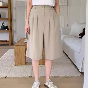 [하프클럽/]여성 데일리 더블핀턱 5부 와이드 밴딩 슬랙스