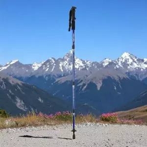 고품질 원마운트 4단 길이조절 등산스틱 110cm 블루 트레킹폴 (WFKDVN3)