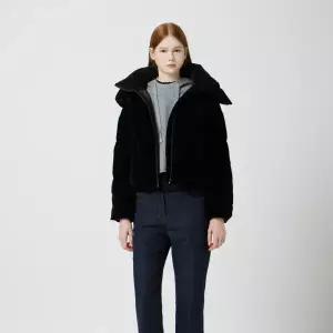 [롯데백화점]씨씨콜렉트 벨벳 후디스 숏 다운 C254PSG804