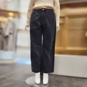 [플라스틱아일랜드] 플라스틱아일랜드 구스백밴딩퀄팅스커트 PP4NS501