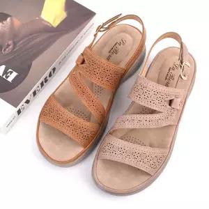 여성 펀칭 스트랩샌들 버클 여름슈즈 신발 로우굽샌달여자쪼리 단화 플랫워커 웨지 아쿠아 뮬슬리퍼 샌들