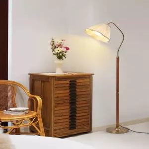 프렌치 앤티크 장스탠드 조명 램프 레트로 스탠딩 거실장 활장 거실 침실 인테리어 북유럽