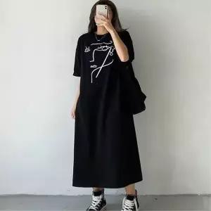 여자 얼굴 프린팅 반팔 루즈핏 롱 원피스 여름 데일리 (KYR-WEBF711)