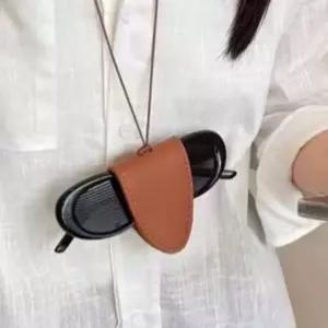 선글라스 안경 목걸이 수납 홀더 물놀이 바닷가 썬글라스 목줄 보관 가죽 클립