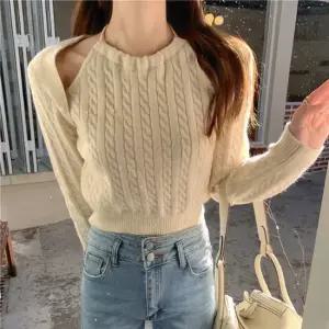 볼레로 꽈배기 홀터넥 니트 티셔츠 1001783