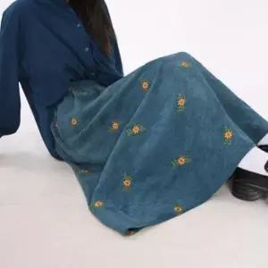 [하프클럽/]여성용 가을 겨울 따뜻한 코듀로이 플라워 롱 치마