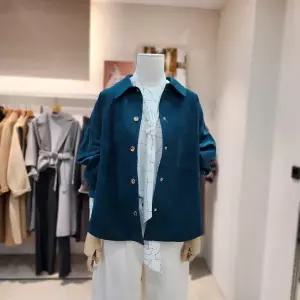 [아이잗바바]오버핏 벨벳 텍스쳐 셔츠 자켓 (BS3B0JK511/그린)