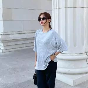 [하프클럽/]여자 여름 레이온 찰랑핏 루즈핏 가오리 트임 티셔츠