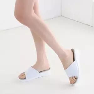 인기상품 국내제작 기본 미들굽 통굽 웨지 슬리퍼 간호사 뮬 [WDCCBB3_250921]