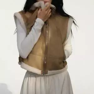 |CCJ6CAF|여성 하이넥 양털 무스탕 레이어드 데일리 조끼