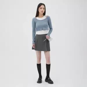 나시 레이어드 셔링 와이드넥티셔츠 AQ1CT345