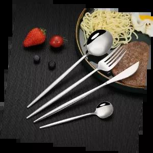 스텐커트러리세트 고급 식사 도구 실용적인 키친 필수품 우아한 디자인 다용도 조리용품 완벽한 테이블 세