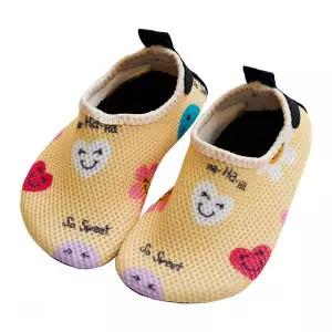 영유아 물놀이화 메쉬 원단 귀여운 표정 하트 무늬 논슬립 창 여름 해변 수영장