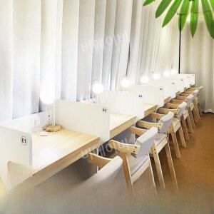 스터디카페 책상 낮은 칸막이 조명과 학습 집중력 공부방 경사1 2x0 8x0 6x