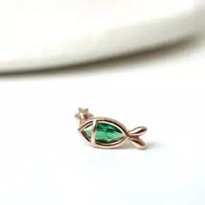 14k 초록큐 물고기 피어싱 낱개