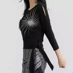 루즈핏 댄스복 블라우스 가오리 라인 라틴 모던 난타 무대의상