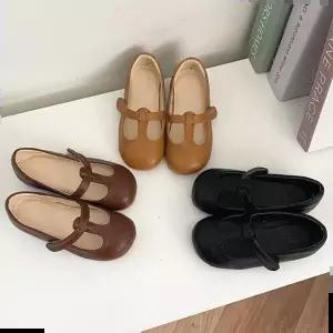 주니어 여아 스트랩 슈즈 발이편한 데일리 라운드 플랫슈즈