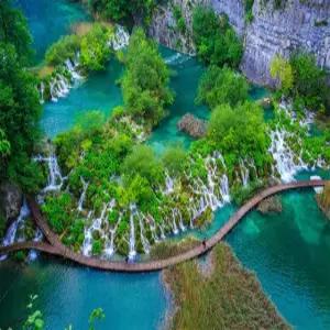 [출발확정] 동유럽+발칸 5국9일 (체코/헝가리/오스트리아/크로아티아/슬로베니아) 전 일정 4성호텔/플리트비체내부/쉔부른궁전내부/대도시 자유시간/트램탑승