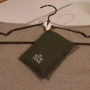 샤쉐 방향제 옷장용 차량용 실내 회사 사무실 선물 BNA