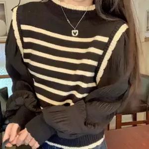 [라일리여성의류] Rly 단가라 조끼 쉬폰 퍼프 블라우스 레이어드