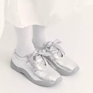 플로리다 스튜디오 실버스톤 글로시 토슈즈 스니커즈 FL1625 - BLACK