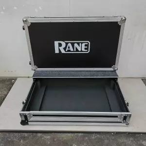 베링거 윙 컴팩트 케이스 믹서 디지털믹서 커버 박스 보호 음향 테두리 클럽