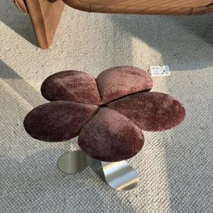 파우더룸 라운지 거실 네일샵 모던 의자 카페 화장대 까페 스툴