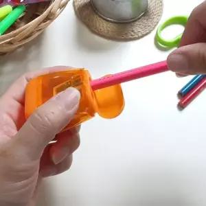 미니 연필깎이 2구 휴대용 휴대용연필깎이 색연필깎이 미니연필깎이 투명연필깎이