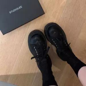 EAMT 여자 캔버스화 포사이즈맘 같은신발 통굽키높이 스트랩 화이트 슈즈 캐주얼 스니커즈 YJ3