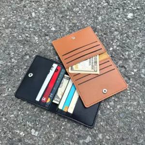 슬림하고 디자인이 예쁜 세컬러 카드 지갑