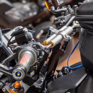 바이크 오토바이 프라모델인기 오토바이 섬유 탄소 조향 Yamaha MT09 SP 용 댐퍼 장착 브래킷 키트 안정화