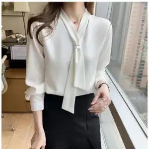 블라우스 타이 화이트 블루그레이 브이넥 핑크